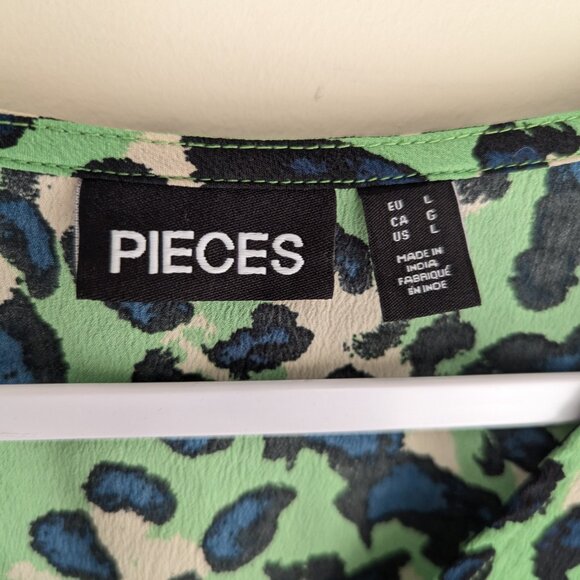 Pieces leopard print long sleeve midi dress - Picture 8 of 11